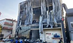 Kocaeli'deki fabrika yangını davasında telefon şifreleri krizi mahkemeyi etkiledi