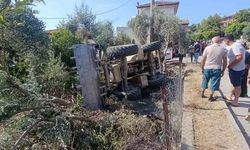 Manavgat'ta İş Makinesi Devrildi: Sürücü Hayatını Kaybetti