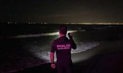 Mersin Tarsus'ta Denize Giren Aileden 3 Kişi Boğuldu, Kayıp Kişi İçin Arama Sürüyor