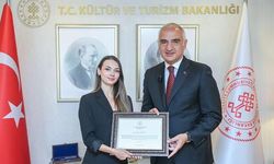 Nilay Tahiroğlu'nun Bolşoy Tiyatrosu Başarısı ve Tan Sağtürk'ün Uluslararası Görevleri