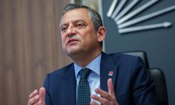 Özgür Özel'in Grup Toplantısında Yeni Parti İlanı Bekleniyor