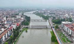 Samsun Çarşamba'da Sağanak Sonrası Yeşilırmak Nehri Debisi Yükseldi