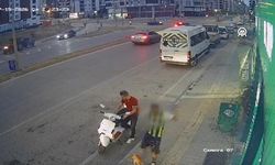 Samsun'da Kediye Tekme Atan Kişi Kameraya Yansıdı