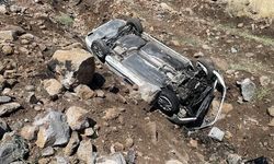 Şanlıurfa Siverek'te Otomobil Devrildi: 4 Kişi Yaralandı