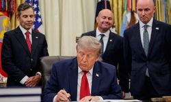 Trump'tan Hürmüz Boğazı Açıklaması: İran Hariç Tüm Gemilere Açık