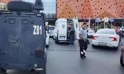 Ümraniye'deki Alışveriş Merkezinde Silahlı Saldırı: 2 Kişi Yaralandı