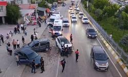 Van Edremit'te Zincirleme Trafik Kazası: 1 Kişi Yaralandı