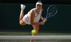 Wimbledon Tek Kadınlar Finali Çek Raketler Arasında
