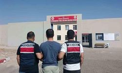 Afyonkarahisar'da FETÖ'den aranan şahıs jandarma operasyonuyla yakalandı