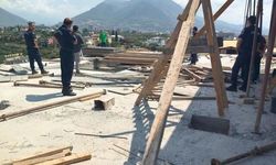 Alanya'da Eşini ve Kayınvalidesini Yaralayan Şahıs İntihar Girişimini Canlı Yayında Paylaştı