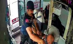 Ambulans ve Özel Halk Otobüsü Şoförleri Arasındaki Kavga Kameraya Yansıdı