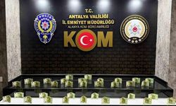 Antalya'da Kaçak Tarihi Eser Operasyonunda 22 Parça Eser Ele Geçirildi