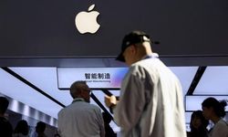 Apple CEO'su Tim Cook Görevini John Ternus'a Devrediyor