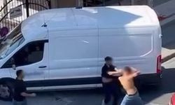 Ataşehir'de Sokak Ortasında Çıkan Kavga Kameraya Yansıdı