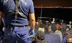 Aydın açıklarında 29 düzensiz göçmen lastik botta yakalandı