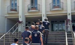 Bodrum ve Marmaris'te Göçmen Kaçakçılığı Operasyonunda 5 Kişi Tutuklandı
