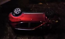 Bursa'da Takla Atan Otomobilden Burnu Bile Kanamadan Kurtuldu