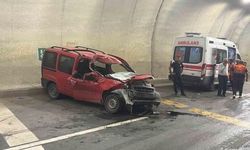 Cankurtaran Tüneli'nde Trafik Kazası: Baba ve Oğlu Yaralandı