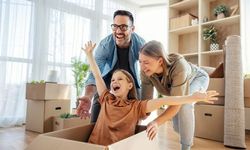 Çocuğunuzun Sizi Harika Bir Ebeveyn Olarak Görmesinin 6 Önemli İşareti