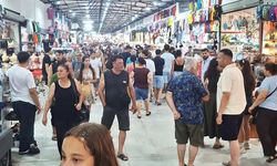 Didim Mavişehir Pazar Yeri Yaz Sezonunda Yoğunluk Rekoru Kırıyor