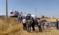 Elazığ Kovancılar'da Freni Boşalan Kamyon Yan Yattı, Facianın Eşiğinden Dönüldü