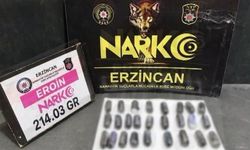 Erzincan'da Mide ve Bağırsaklarında 1 Kilo 99 Gram Eroin Taşıyan 4 Şüpheli Tutuklandı