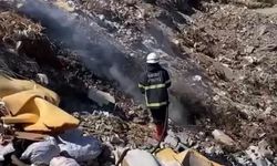 Erzin'de çöplük yangını itfaiyenin hızlı müdahalesiyle kontrol altına alındı