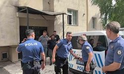Erzurum'da Uzaklaştırma Kararlı Koca Çocuklarıyla Balkona Çıkarak İntihar Girişiminde Bulundu