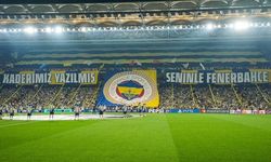 Fenerbahçeli Taraftarların Lyon Maçına Özel Koreografisi Tribünleri Coşturdu