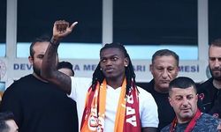 Galatasaray Rafael Leao transferinde bonservis ve maaş detaylarını açıkladı