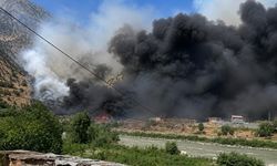 Hakkari'de Zap Jandarma Karakolu Hurdalık Alanında Yangın Çıktı