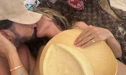Heidi Klum, Genç Eşi Tom Kaulitz ile St. Barts'ta Üstsüz Pozlarıyla Gündem Oldu