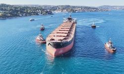 İHA Saldırısına Uğrayan Great Ocean Gemisi İstanbul Boğazı'ndan Geçti