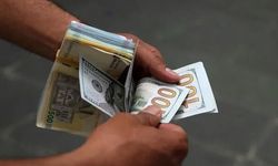 İran'da dolar serbest piyasada tarihi rekor kırdı