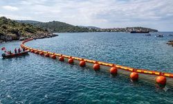 İspanya Ceuta'da Düzensiz Göçü Önlemek İçin 500 Metrelik Yüzen Bariyer Kurdu