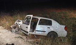 Isparta Yalvaç'ta İki Otomobil Çarpıştı: 3 Kişi Yaralandı