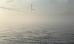 İstanbul Boğazı'nda Yoğun Sis Etkili Oluyor