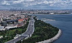İstanbul'da Sıcaklık 8 Derece Düştü, Gökyüzü Tarihi Mekanlarla Görsel Şölen Yarattı