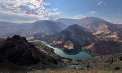 Kahramanmaraş Sarıgüzel Barajı'nın Doğal Güzelliği Dağlarla Bütünleşiyor
