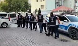 Konya'da Kar Maskeli Soyguncular 450 Bin TL ve Altınla Yakalandı