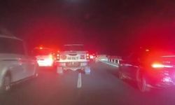 Köyceğiz'deki akaryakıt tanker yangını kontrol altına alındı, 10 kilometrelik araç kuyruğu oluştu