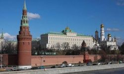 Kremlin: İngiltere, Ukrayna krizinde barış sürecini engellemek için adımlar atıyor