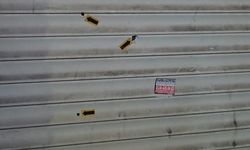 Küçükçekmece'de Taksiyle Gelen Saldırgan Kuyumcuya Kurşun Yağdırdı