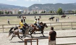 Kütahya'da Rahvan At Yarışları Yoğun Katılımla Gerçekleşti