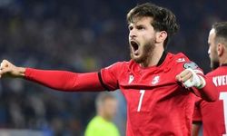 Kvaratskhelia'nın Muhteşem Golü Futbolseverleri Büyüledi