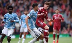 Liverpool Premier Lig'de Nottingham Forest ile 2-2 Berabere Kaldı