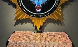 Malatya'da Sokak Satıcılarına Operasyon: 3 Bin 504 Sentetik Ecza Hap Ele Geçirildi