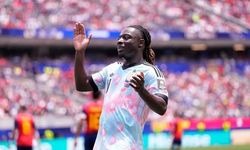 Manchester City, Jeremy Doku ile 5 Yıllık Yeni Sözleşme İmzaladı