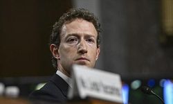 Mark Zuckerberg İrlanda'da 19. Yüzyıl Strancally Şatosu'nu Satın Aldı