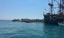 Muğla Fethiye'de Su Alan Gezi Teknesindeki 100 Yolcu Tahliye Edildi